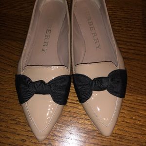 Burberry flats (size 7)